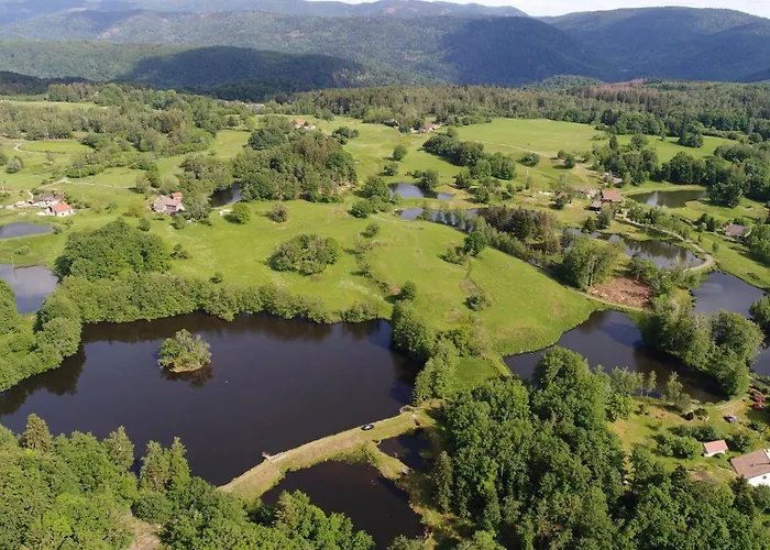 Loft 100m2 Confort+. Chez Cedric Et Jeza * Ле-Тийо